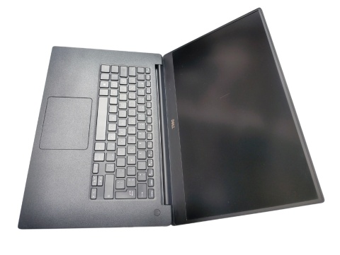 Mocny Dell Precision 5520 15,6" i7 16GB/512GB SSD Nvidia Quadro M1200 4GB